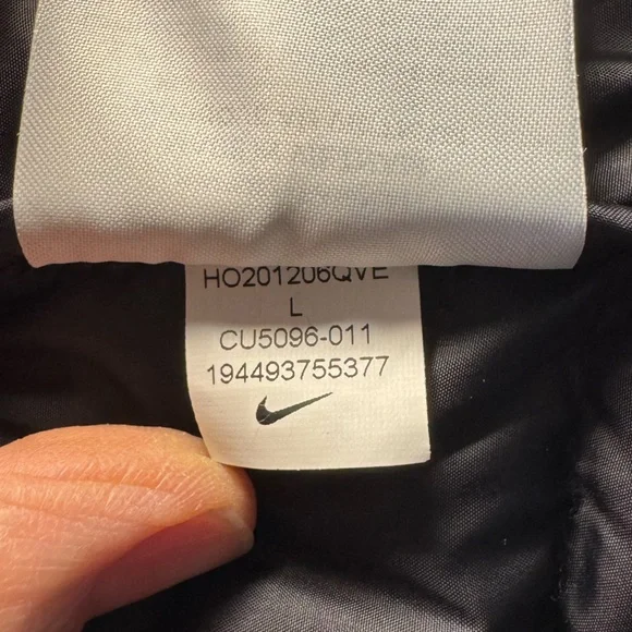 Nike Down Fill Sport Casual Golf Vest-Black Women’s size Large - Picture 8 of 12